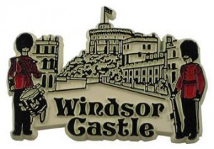 windsor_castle_magnet__90015.1343240366.900.900